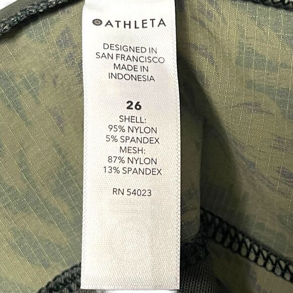 NWT ATHLETA Trekkie North Printed Shorts 26 - Picture 8 of 9